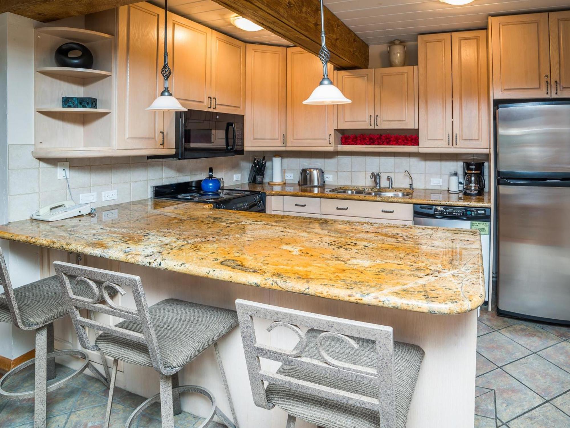 Lift One - One, Two Three Bedroom Units Adjacent To Downtown Apartment