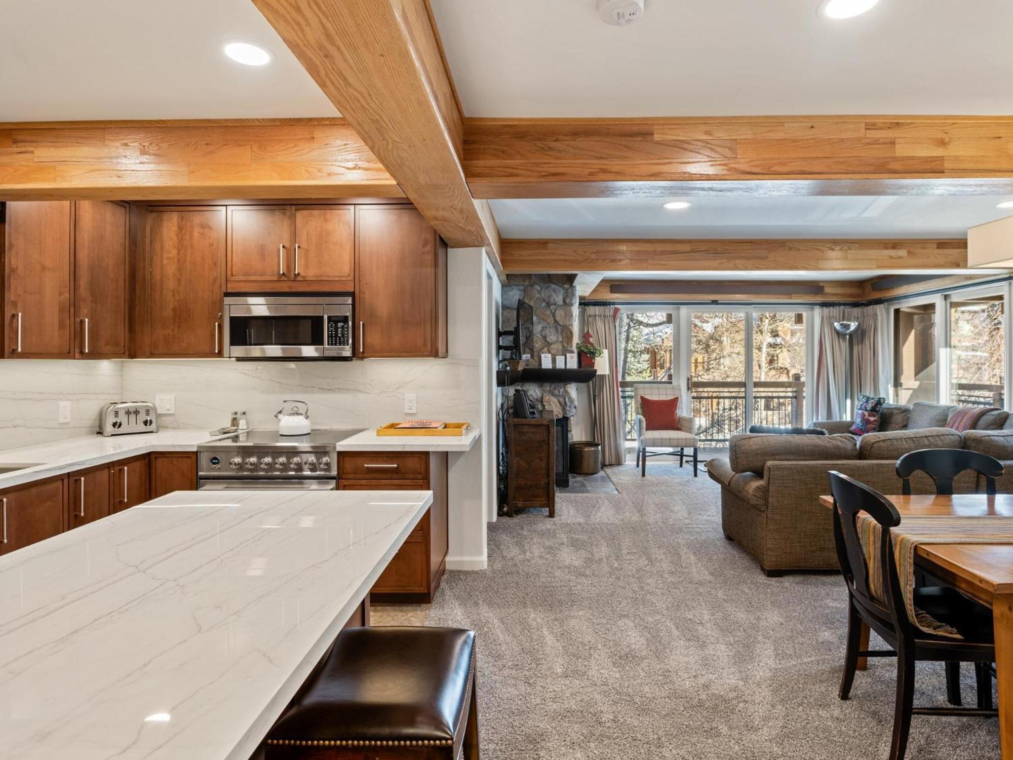 Lift One - One, Two Three Bedroom Units Adjacent To Downtown * Aspen