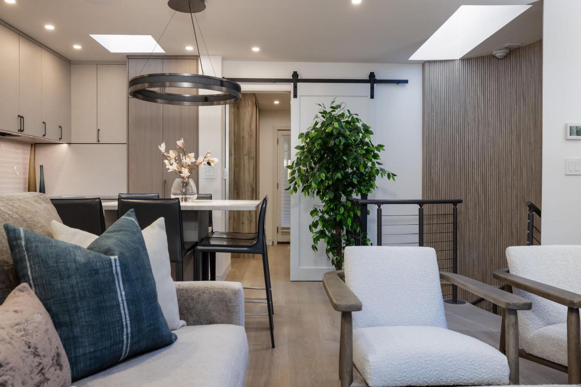 2 Bedroom 3ba - Ac, Heated Pool, Walk To Town * Aspen