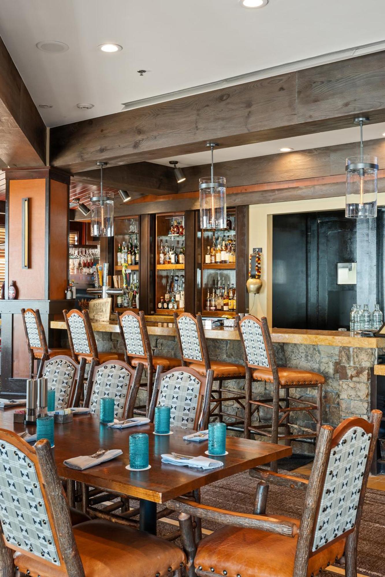 The Ritz-carlton Club, Two-bedroom Float 1, Ski-in & Ski-out In Highlands Holiday home *