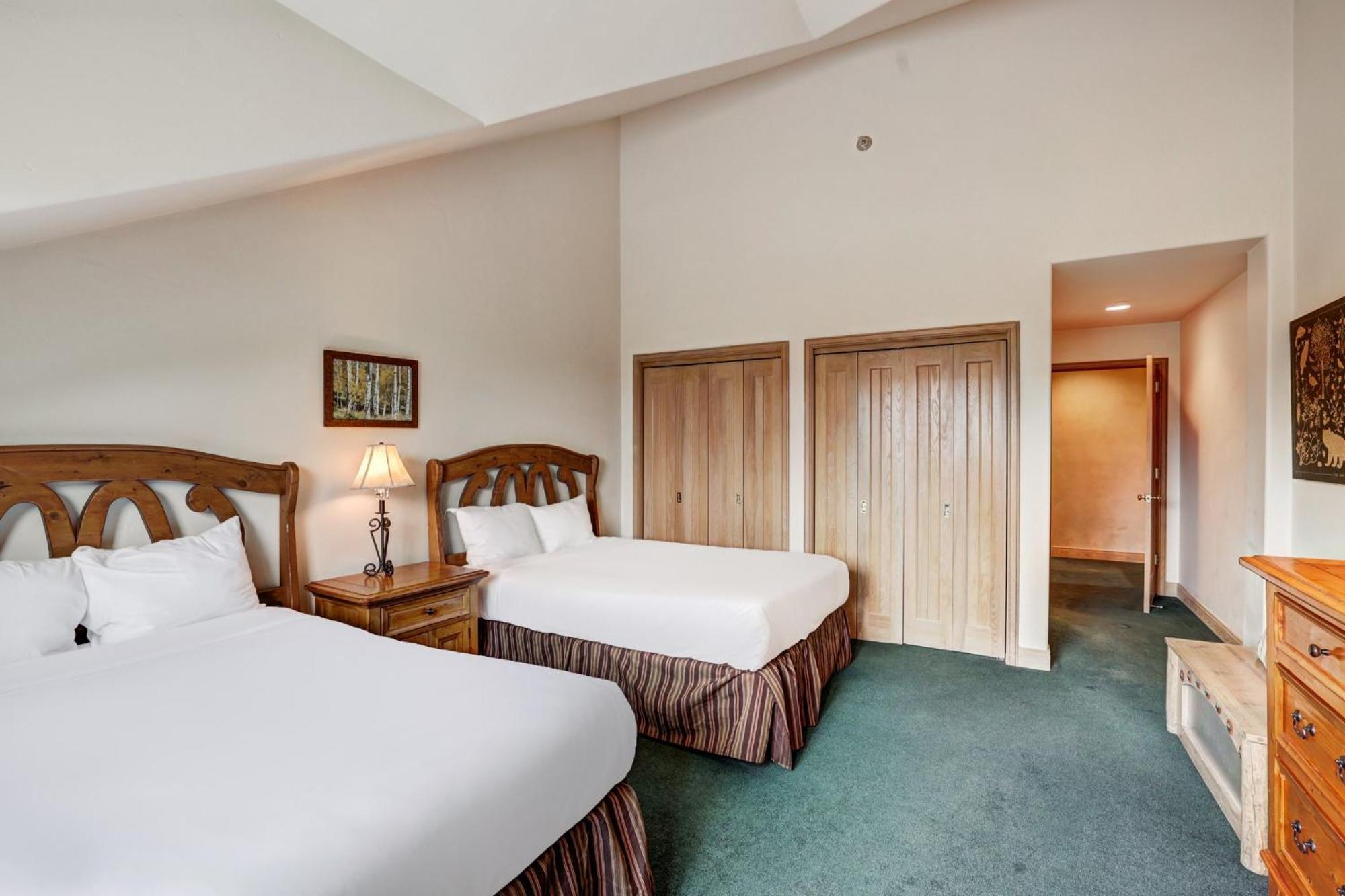 The Pines Lodge, A Rockresort Resort 4*
