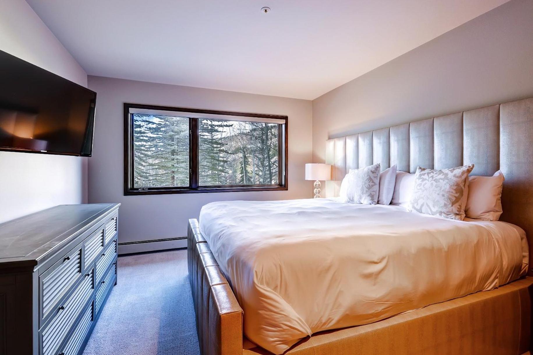 The Pines Lodge, A Rockresort Resort 4*