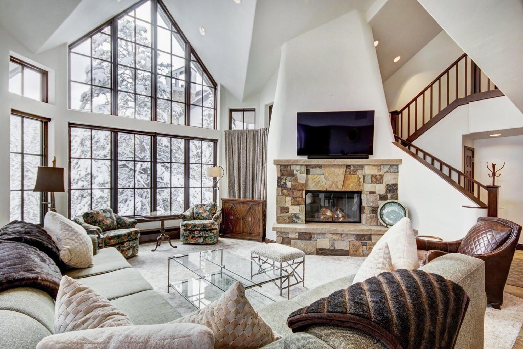 The Pines Lodge, A Rockresort Resort