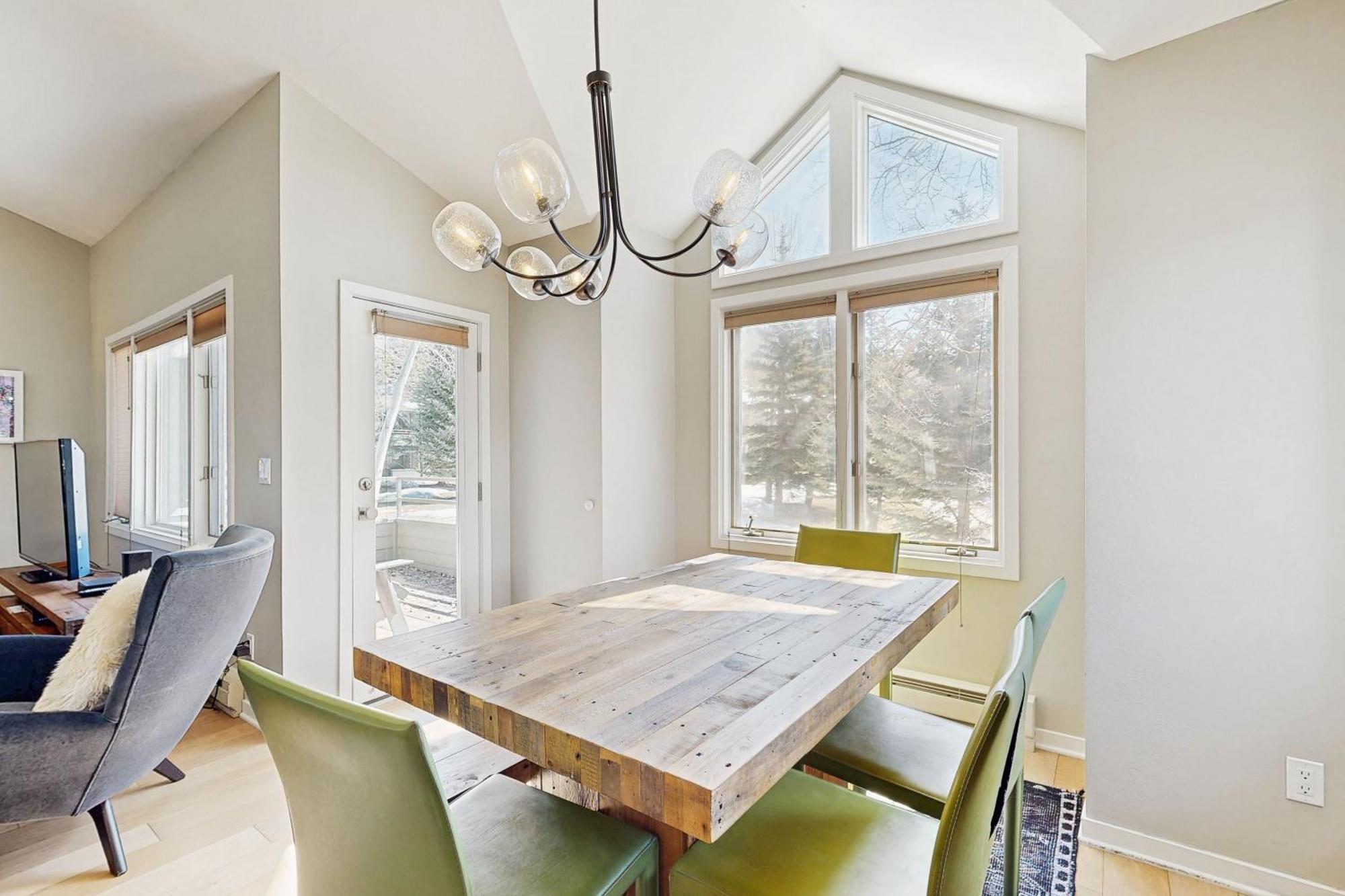 Mountain Jewel Apartment