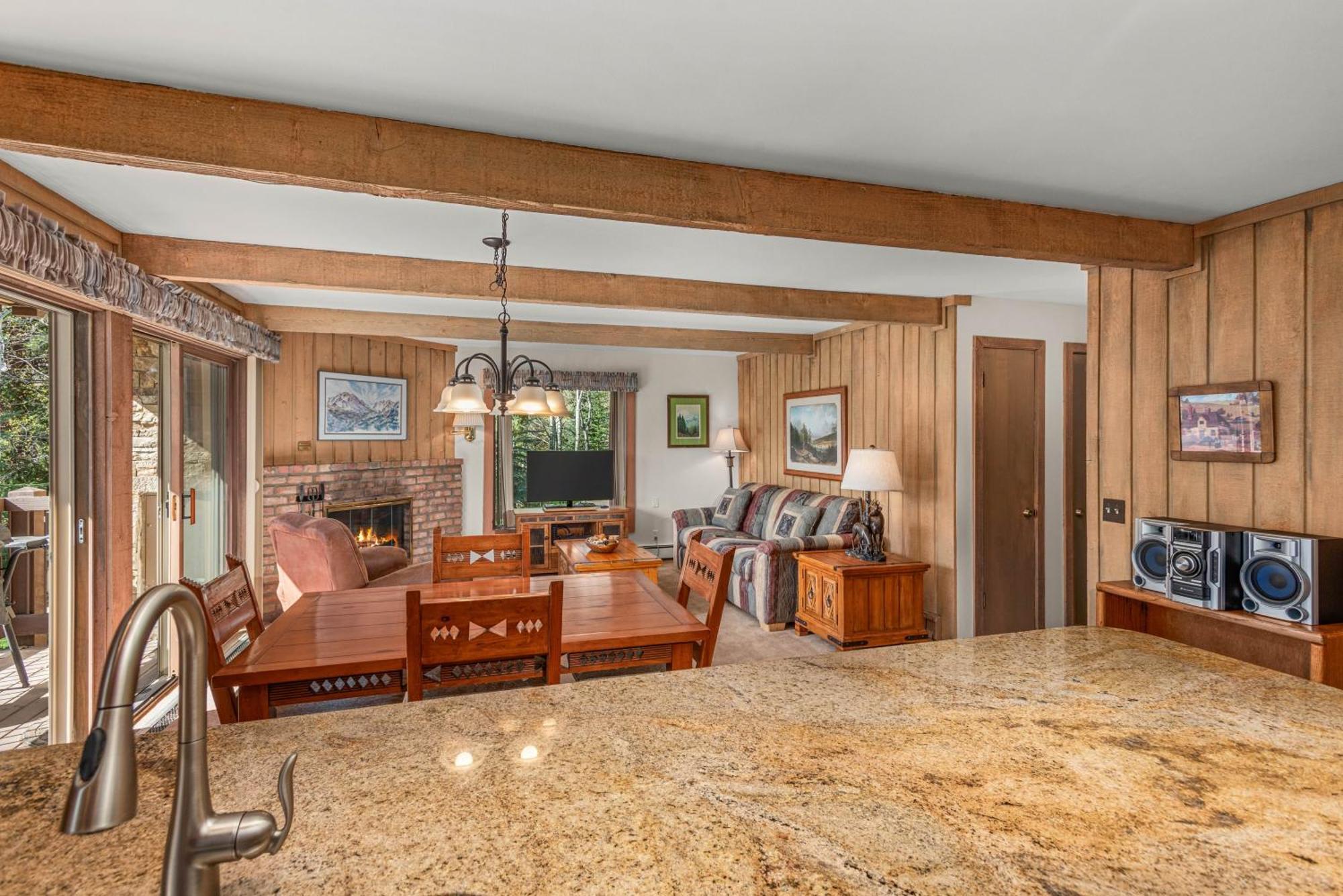 Apartment Woodbridge By Snowmass Vacations