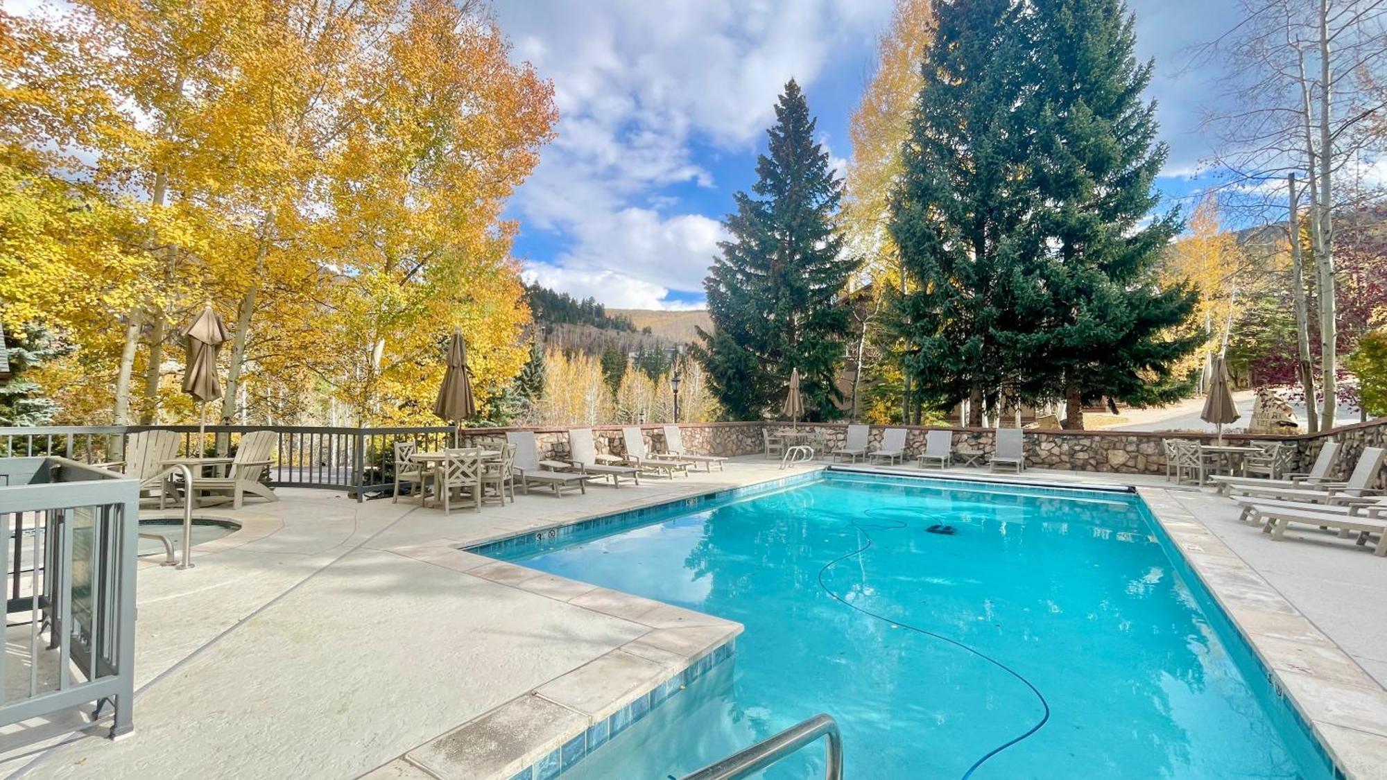 Luxe 2br Retreat - Balcony Views & Hiking Access Aparthotel Beaver Creek