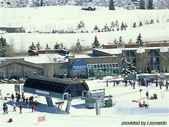 The At Hotel Aspen