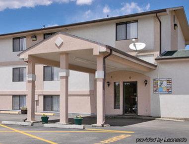 Rodeway Inn 2*