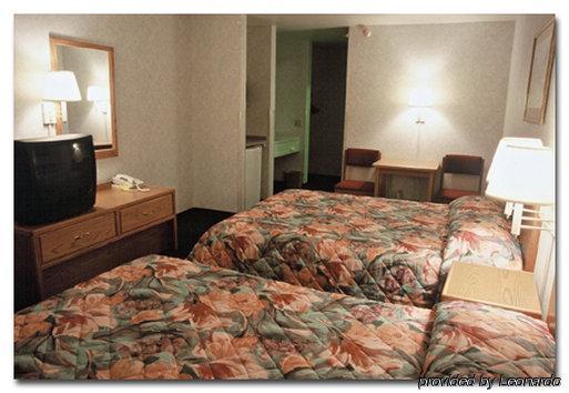 Cedar 3* Glenwood Springs