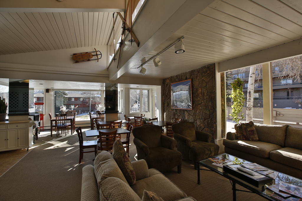 Pokolodi Snowmass Village