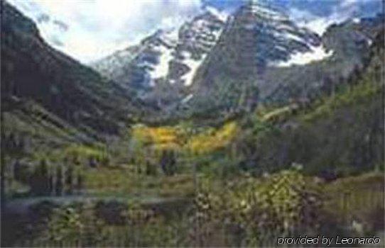 The At 3* Aspen