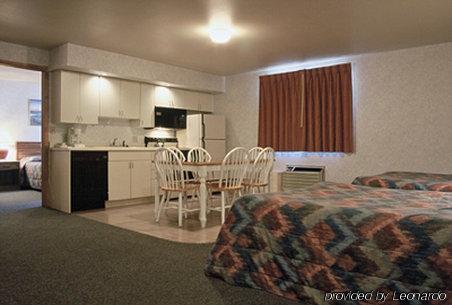 Cedar Inn