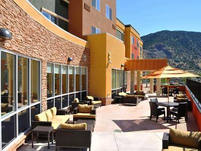 Courtyard By Marriott