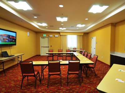 Hotel Courtyard By Marriott