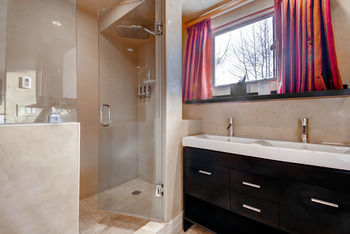 The Meadows Townhomes By East West * Beaver Creek
