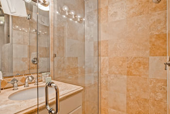Apartment Ridgepoint Townhomes *
