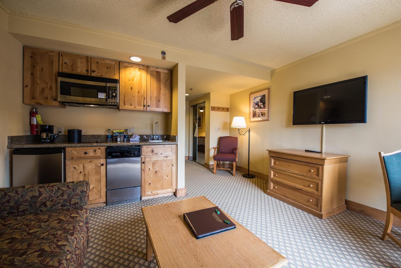 Hotel The Grand And 3*