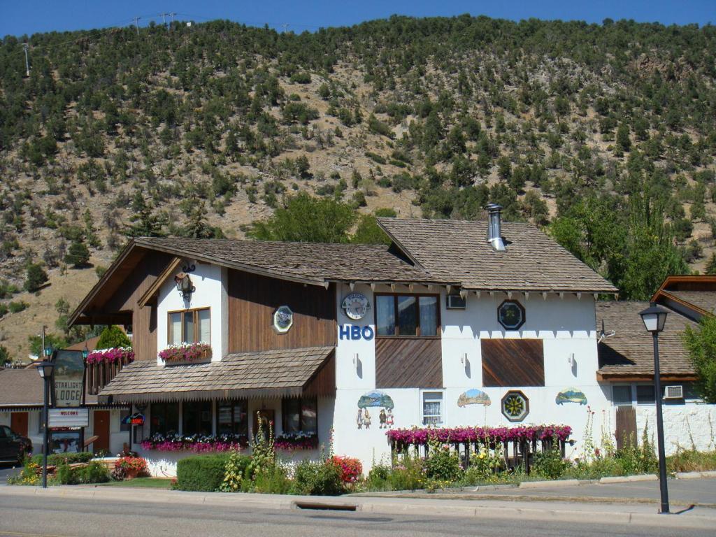 Starlight Motel