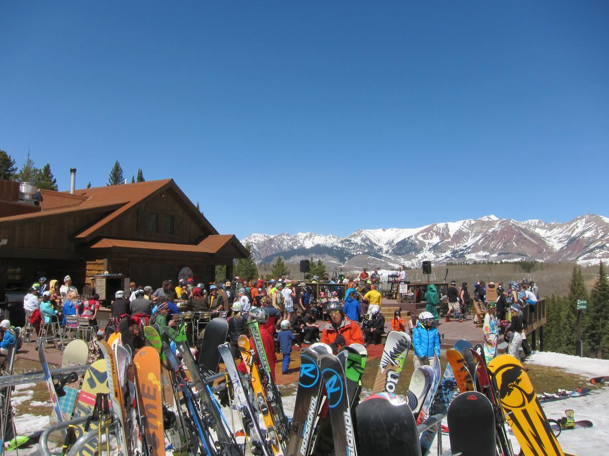 Purple Mountain & Bed & Breakfast 4*
