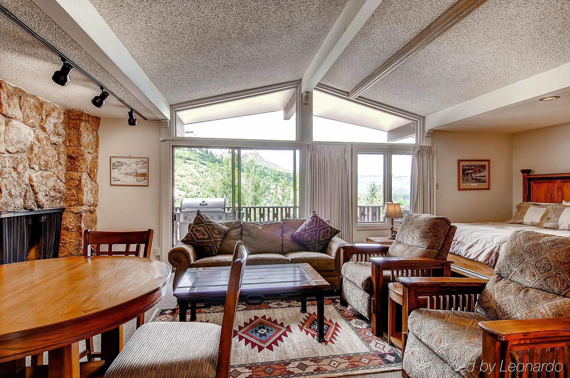 Lichenhearth - Coraltree Collection Snowmass Village