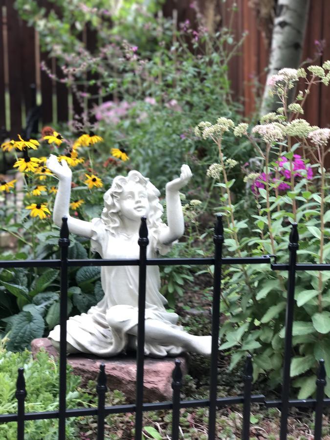 Bed & Breakfast Downtown With Jacuzzi *