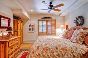 Hotel Market Square By East West 4*