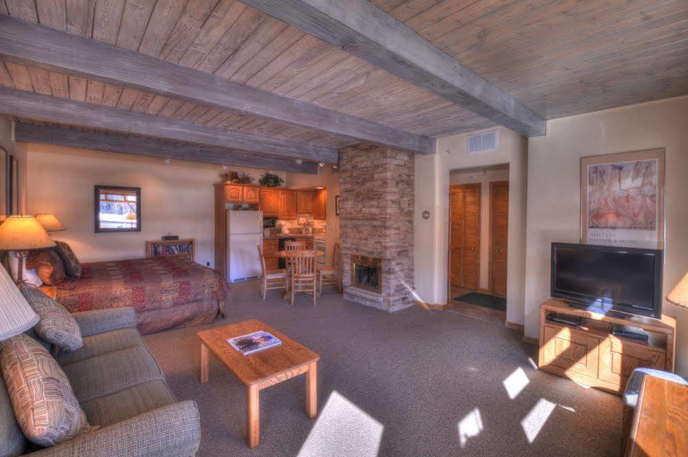 Aparthotel Aspenwood - Coraltree Collection Snowmass Village