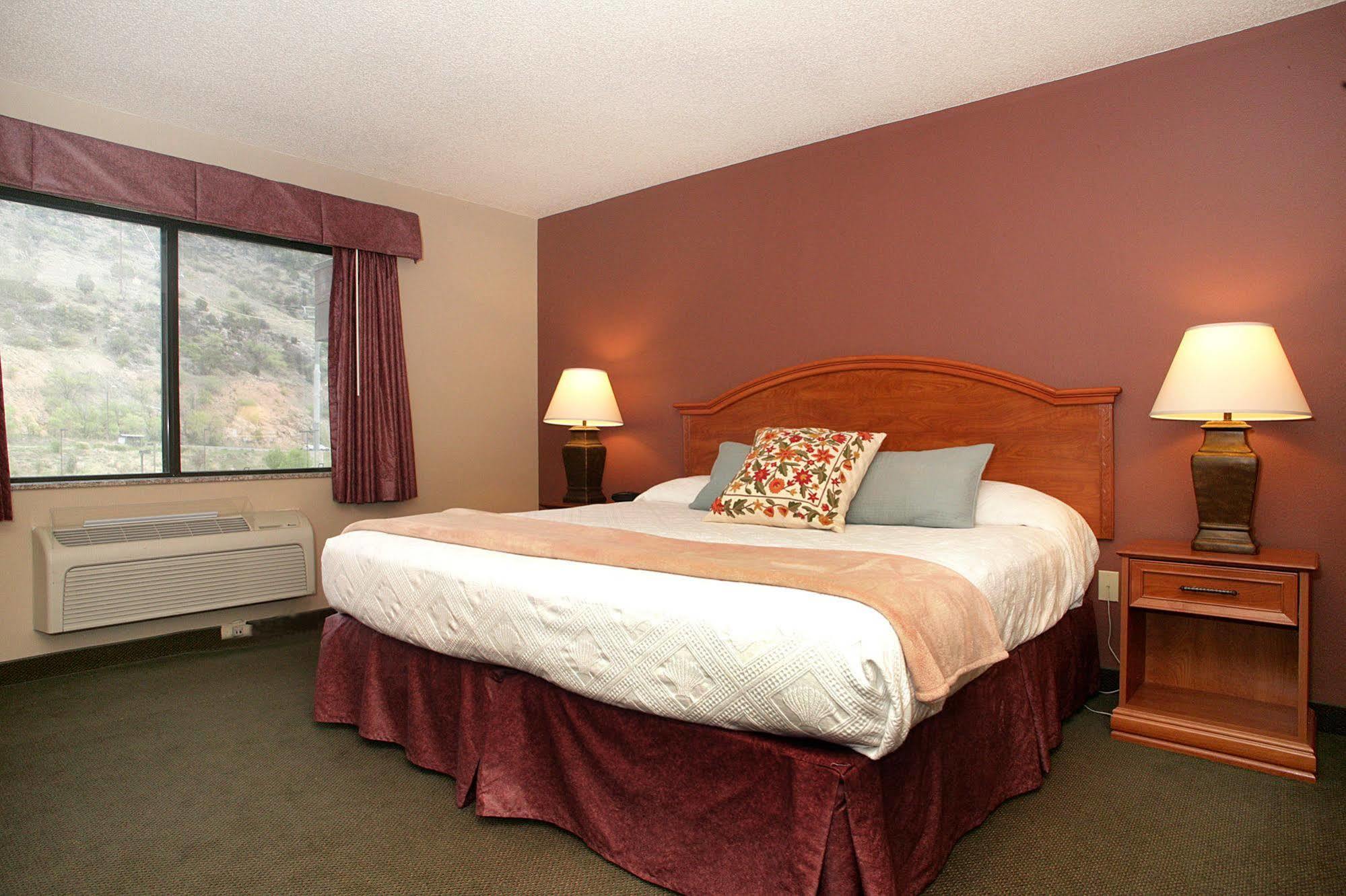 Hotel Glenwood Springs Hotel 4*