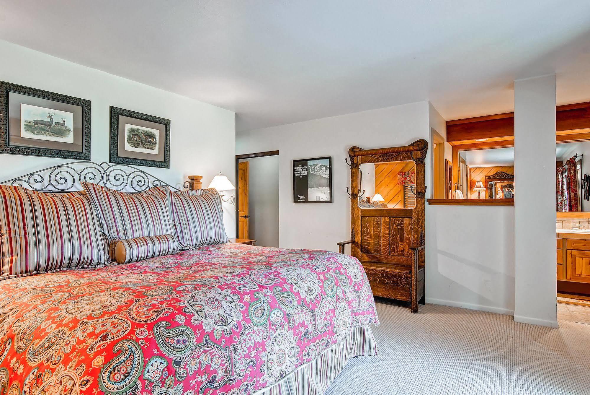 Ridgepoint Townhomes Apartment *