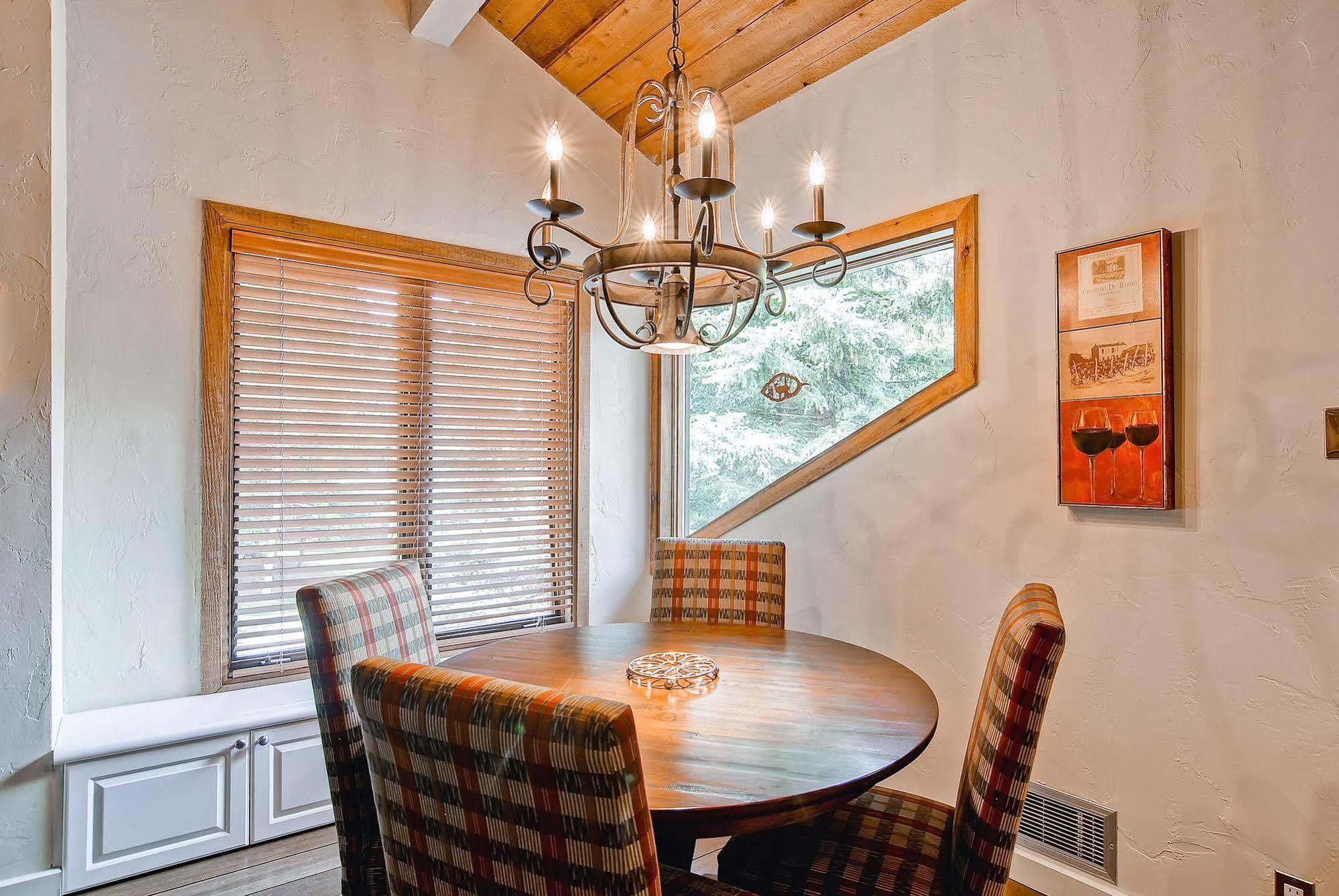 Ridgepoint Townhomes