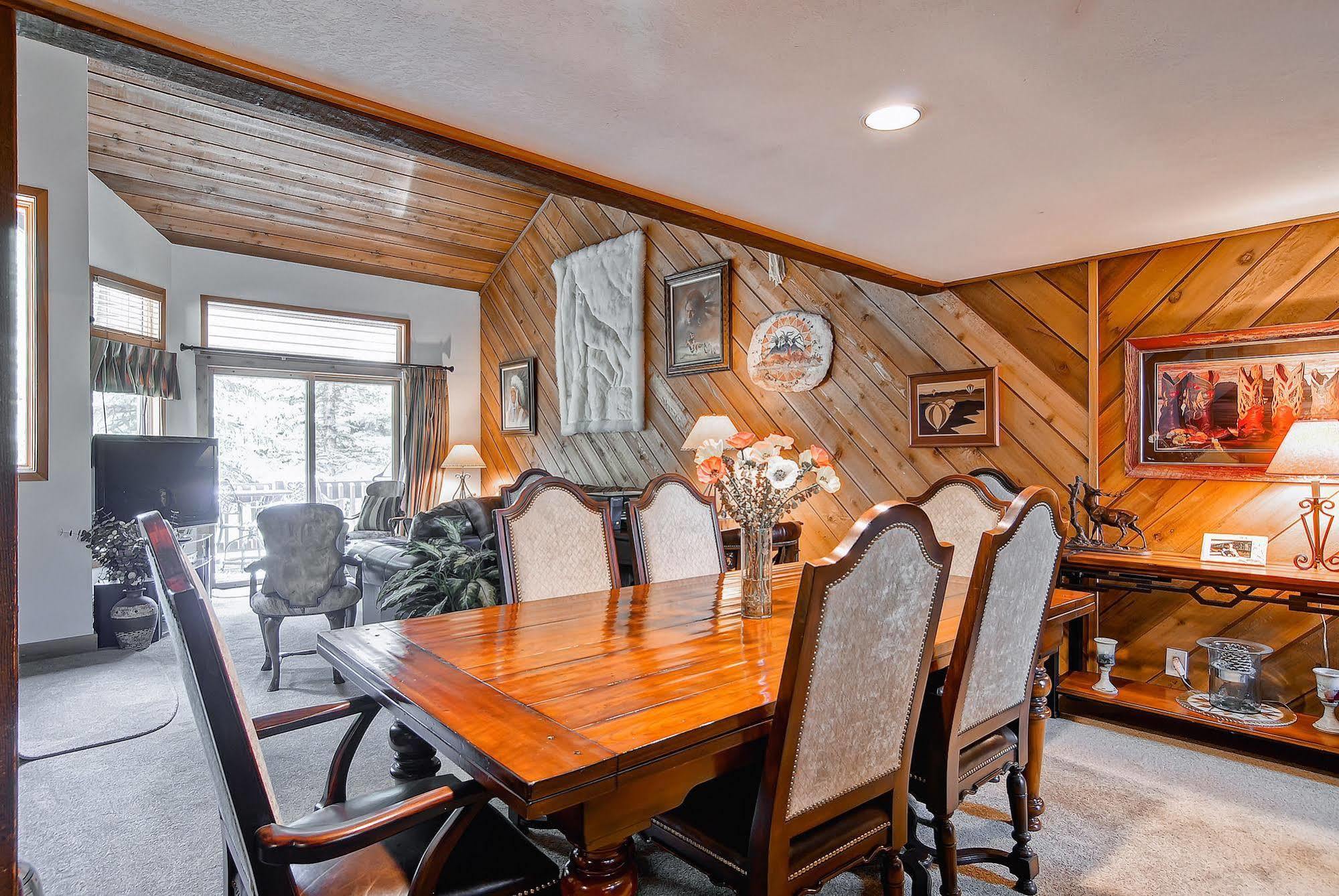 Ridgepoint Townhomes Apartment Beaver Creek