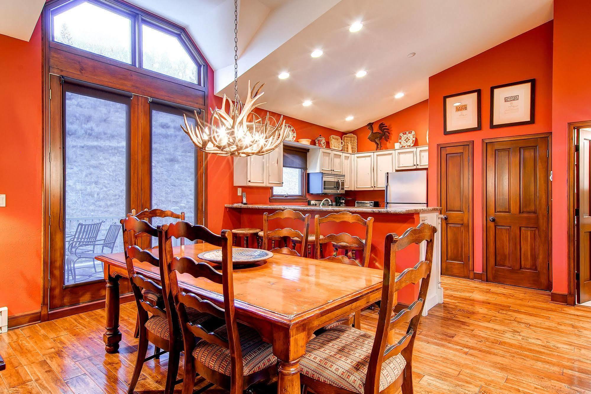 The Meadows Townhomes By East West * Beaver Creek