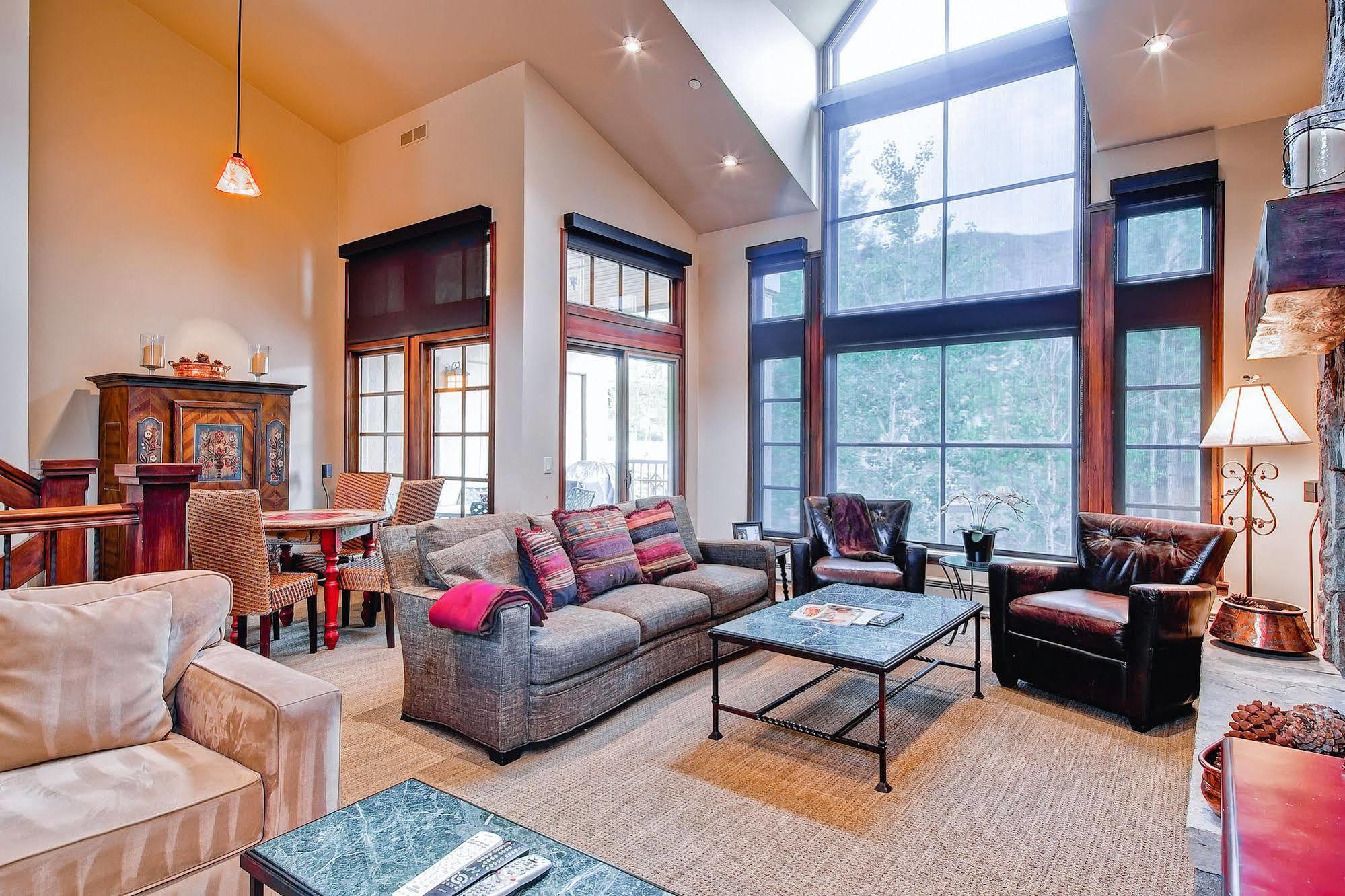 The Meadows Townhomes By East West *