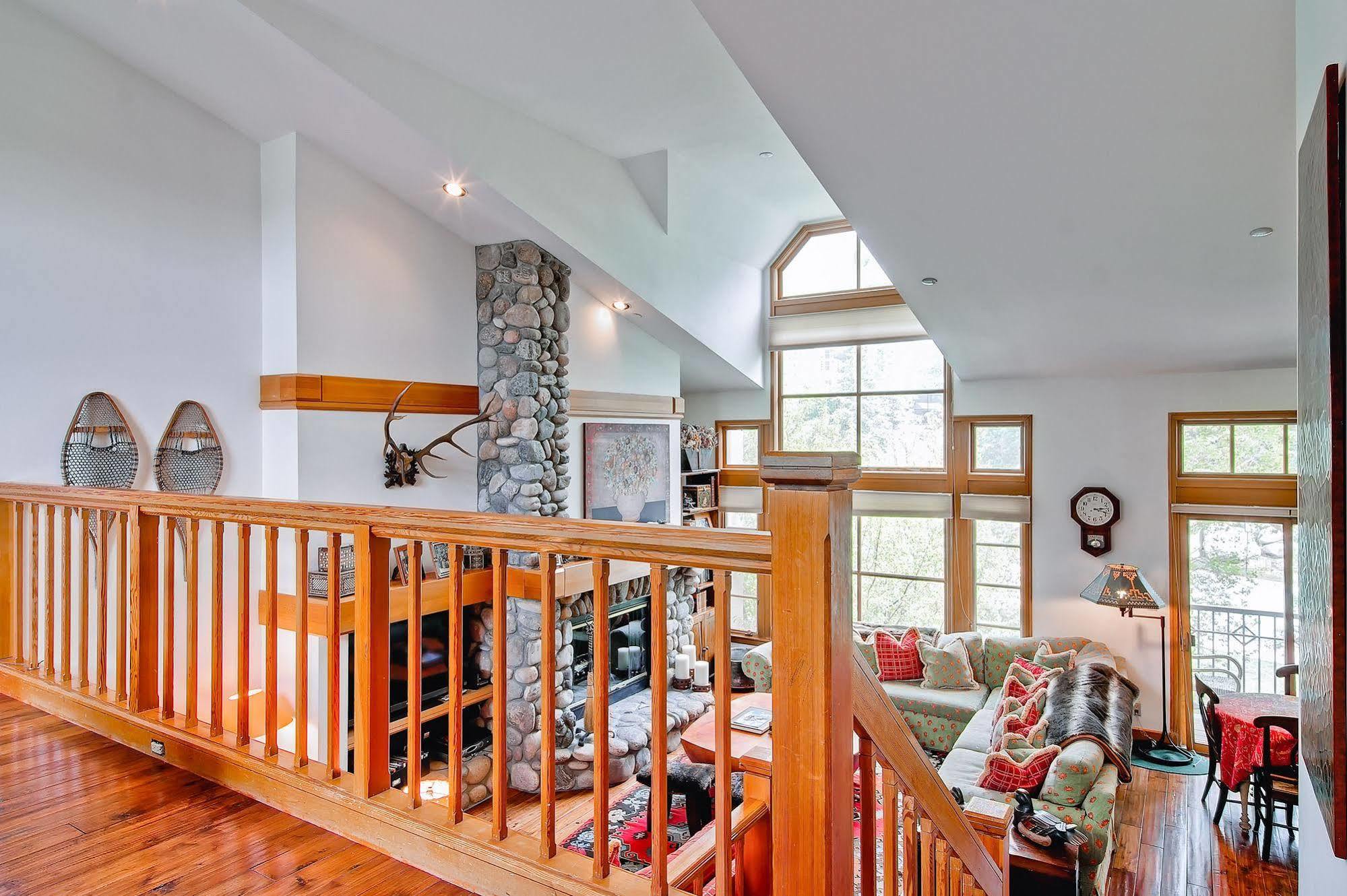 The Meadows Townhomes By East West Apartment Beaver Creek