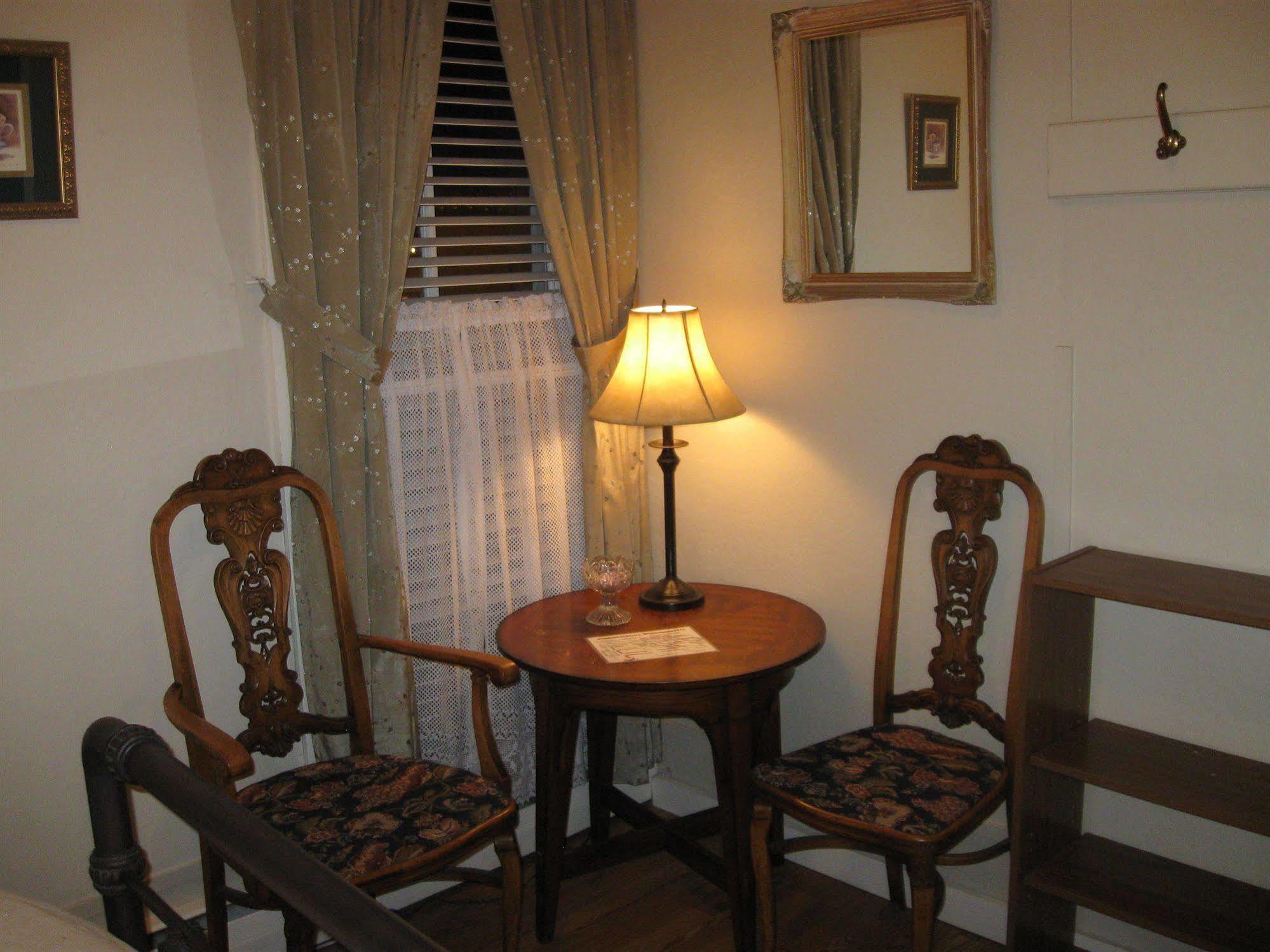 The Forest Queen Hotel 2*