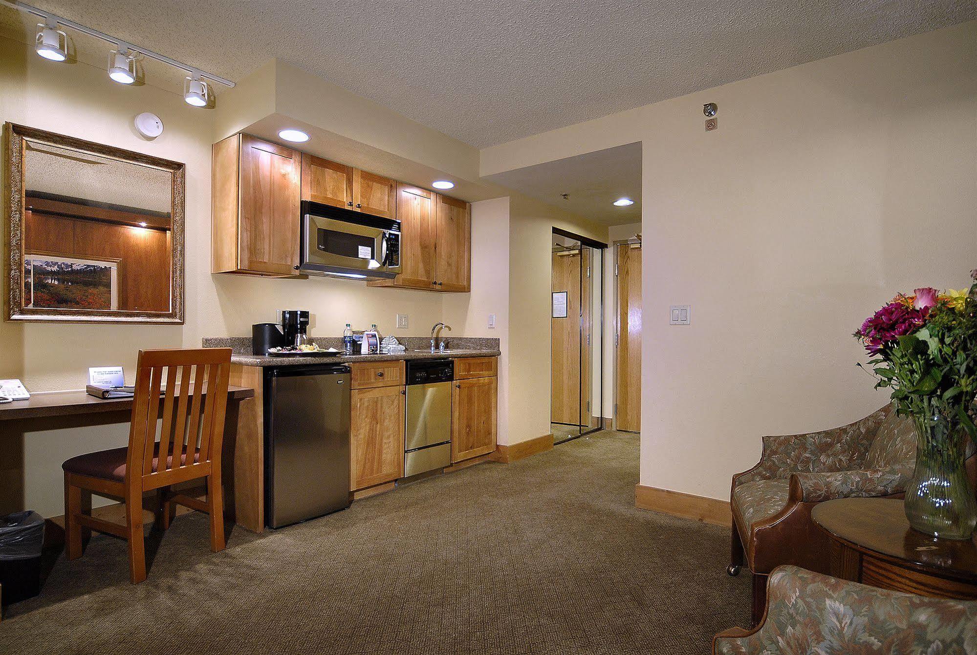 Hotel The Grand And 3*