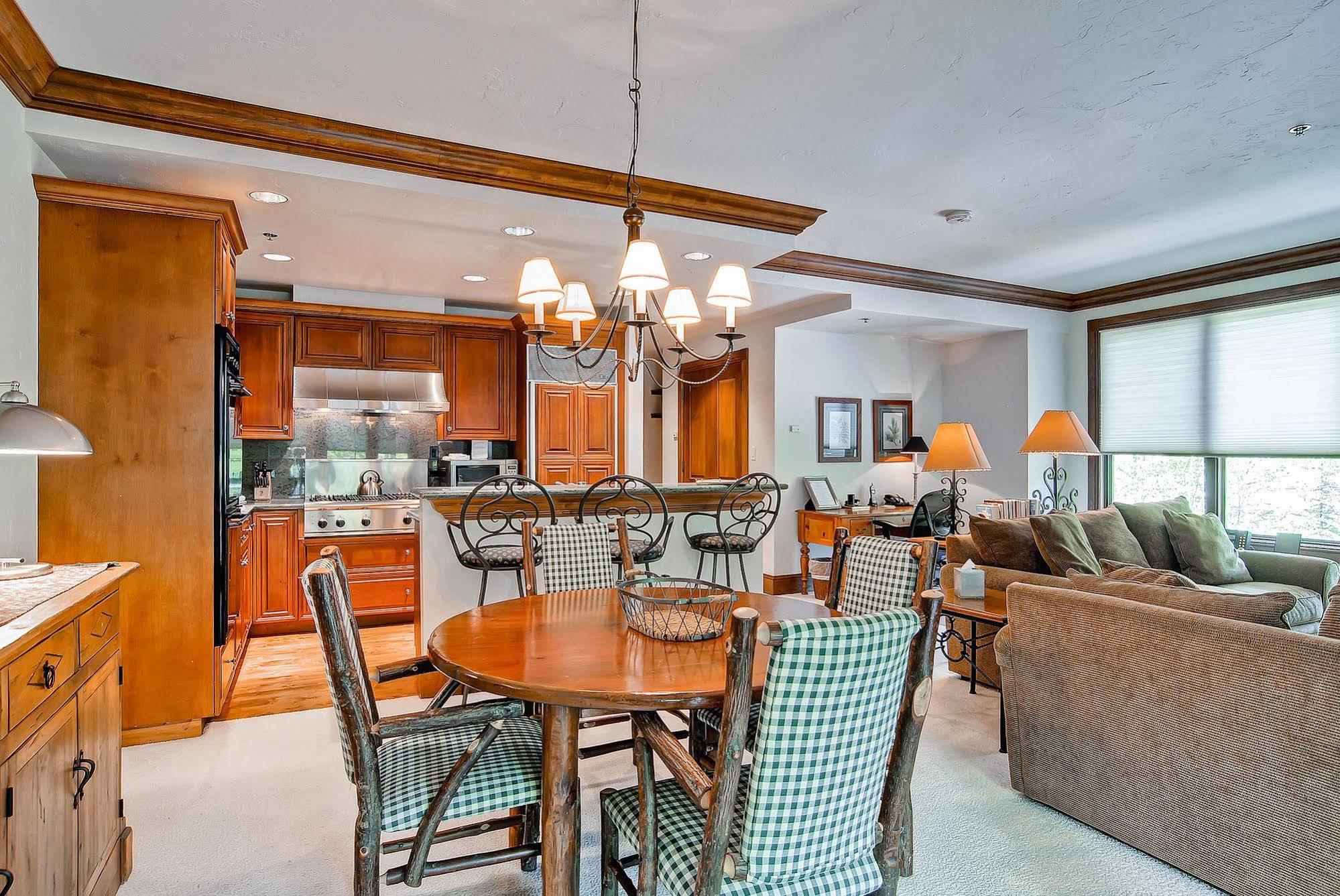 Mccoy Peak By East West 4* Beaver Creek