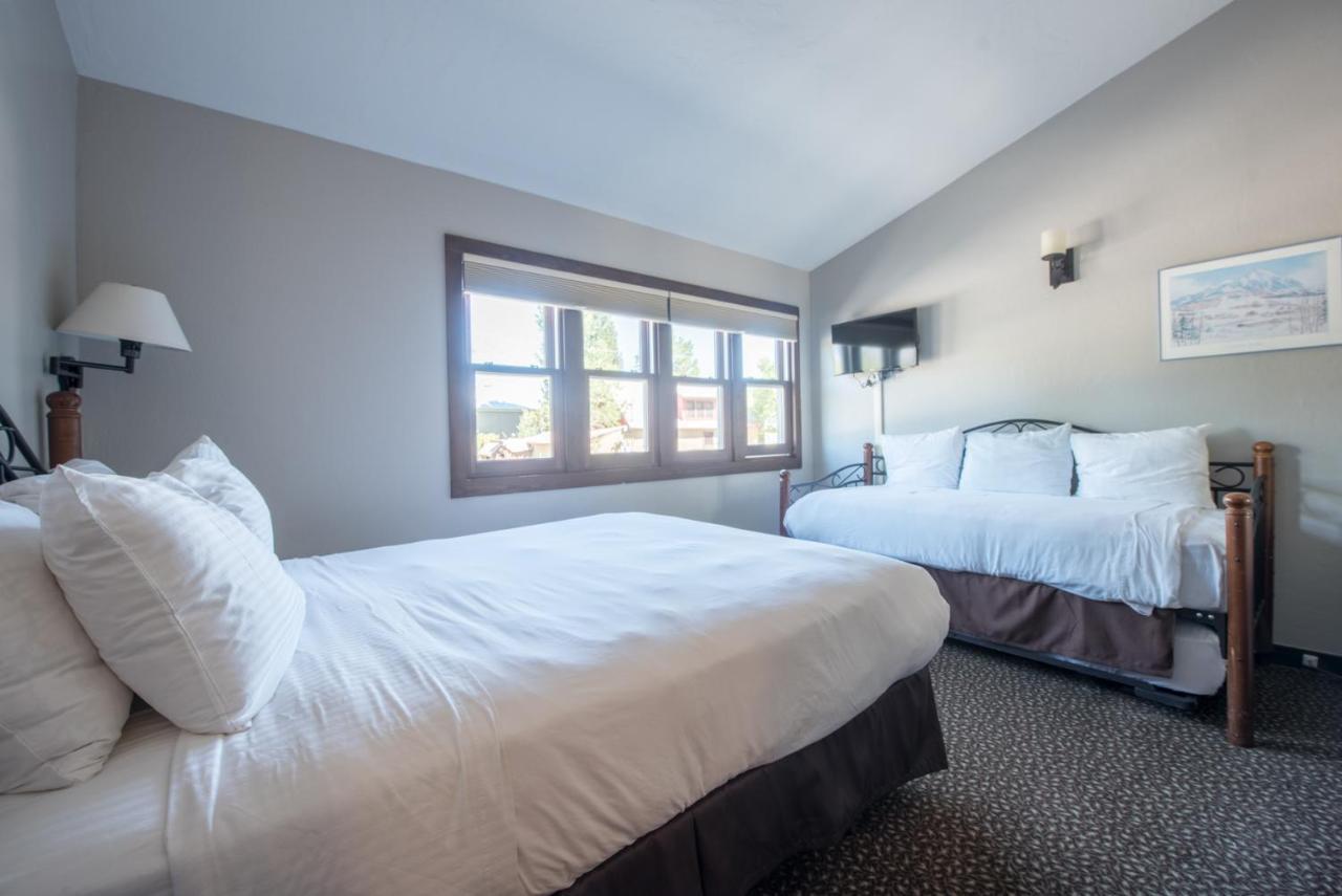 Elk Mountain Lodge