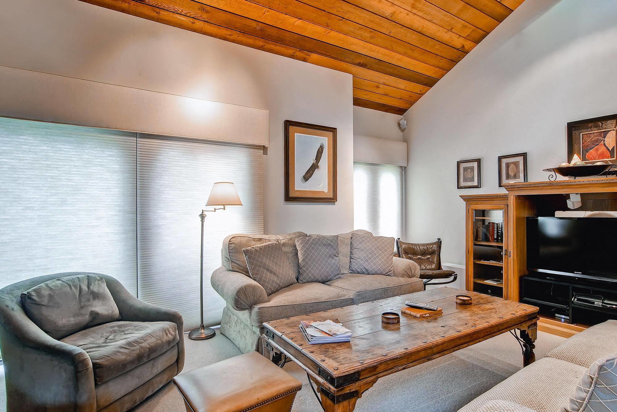 Ridgepoint Townhomes * Beaver Creek