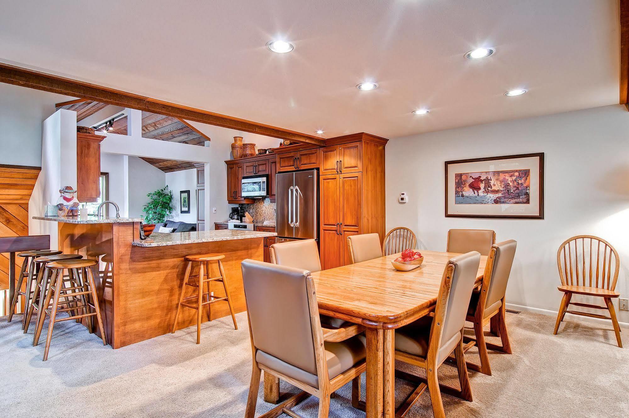 Ridgepoint Townhomes