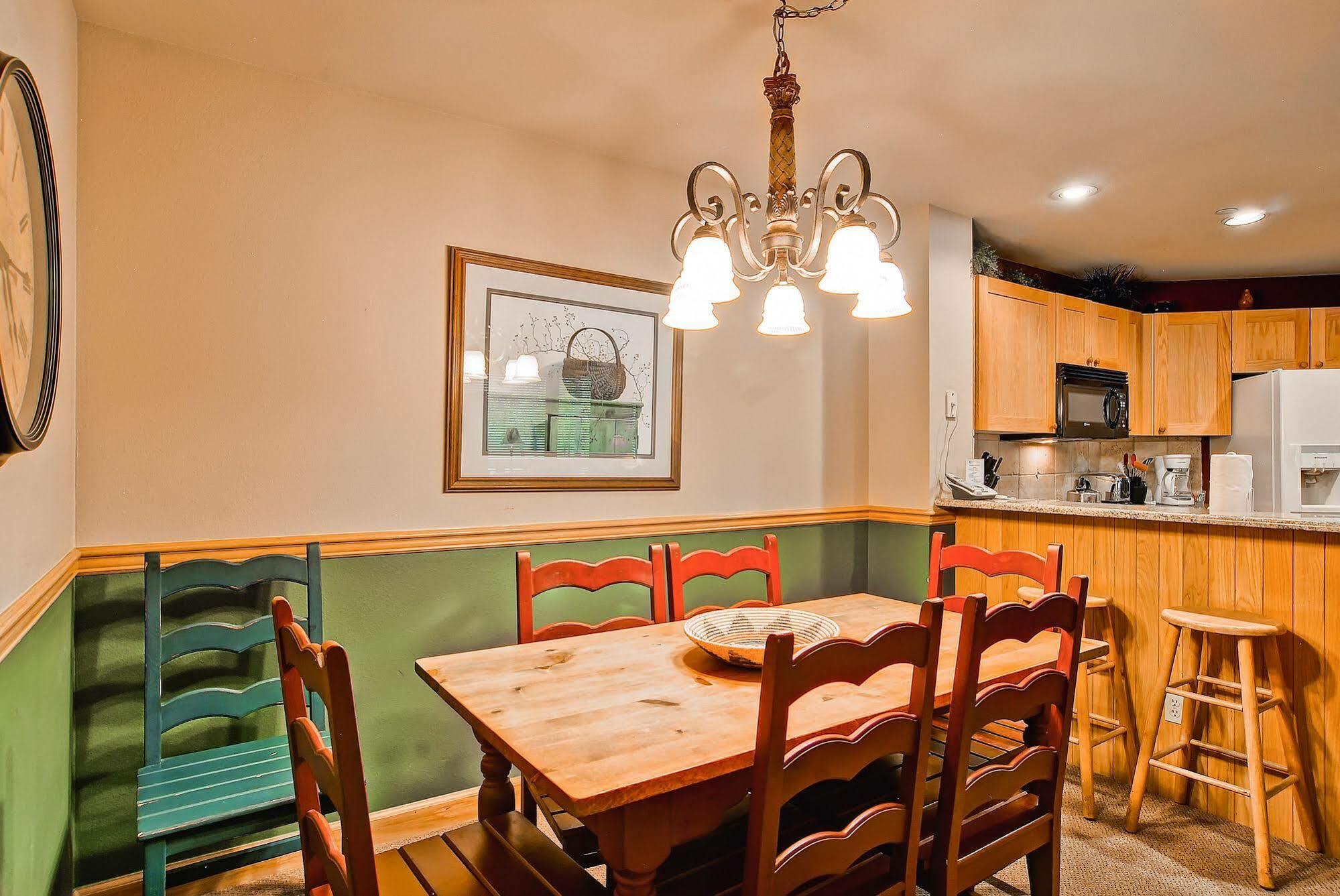 Highlands Area By East West Hospitality Beaver Creek