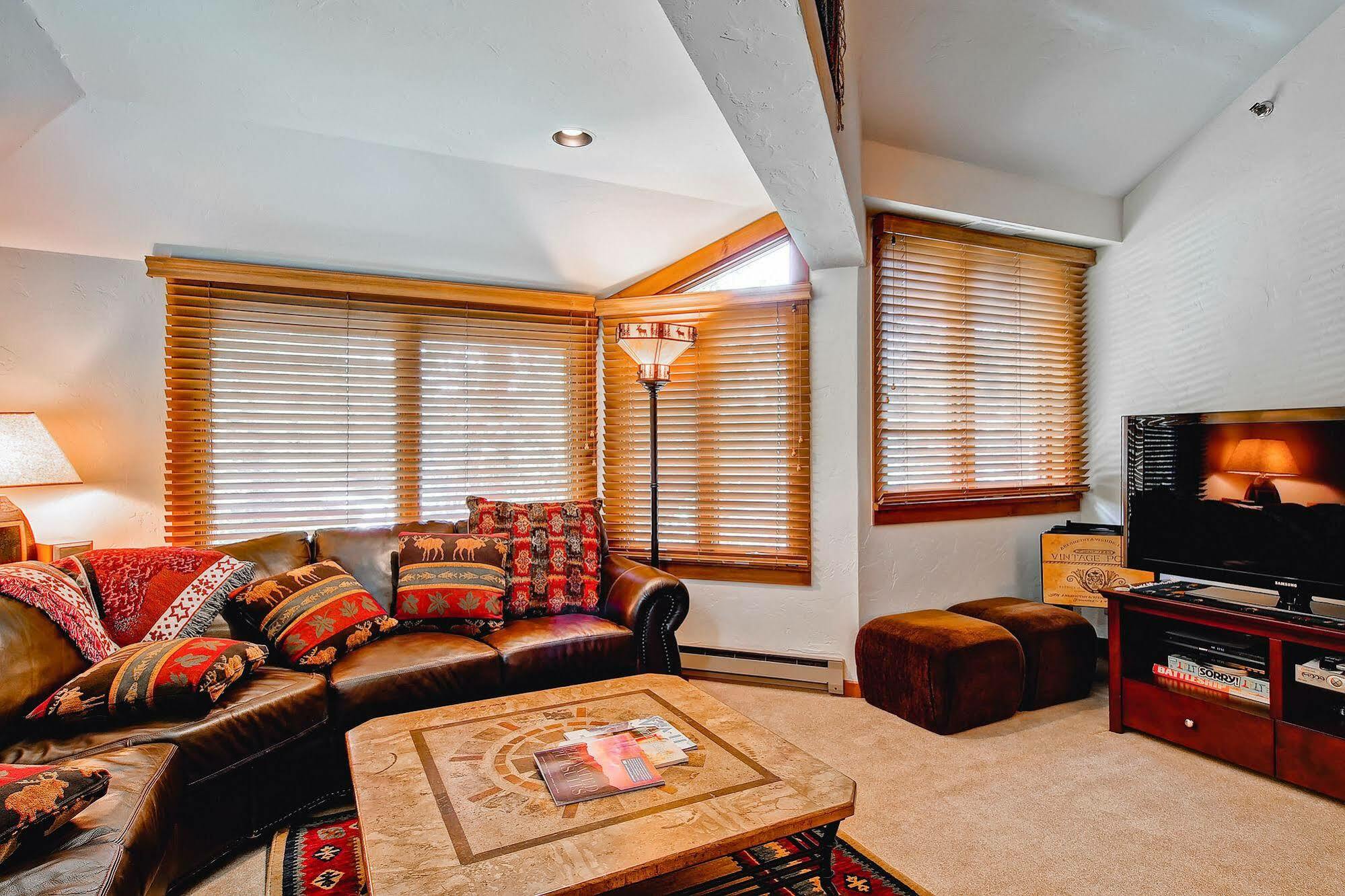 Kiva By East West Hotel Beaver Creek
