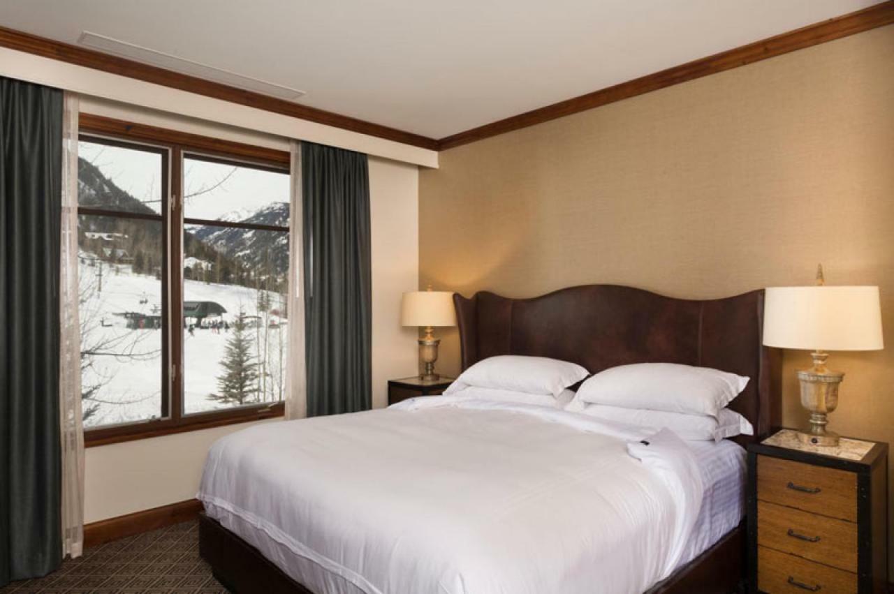The Ritz-carlton Club, Two-bedroom Wr 2412, Ski-in & Ski-out In Highlands Aspen