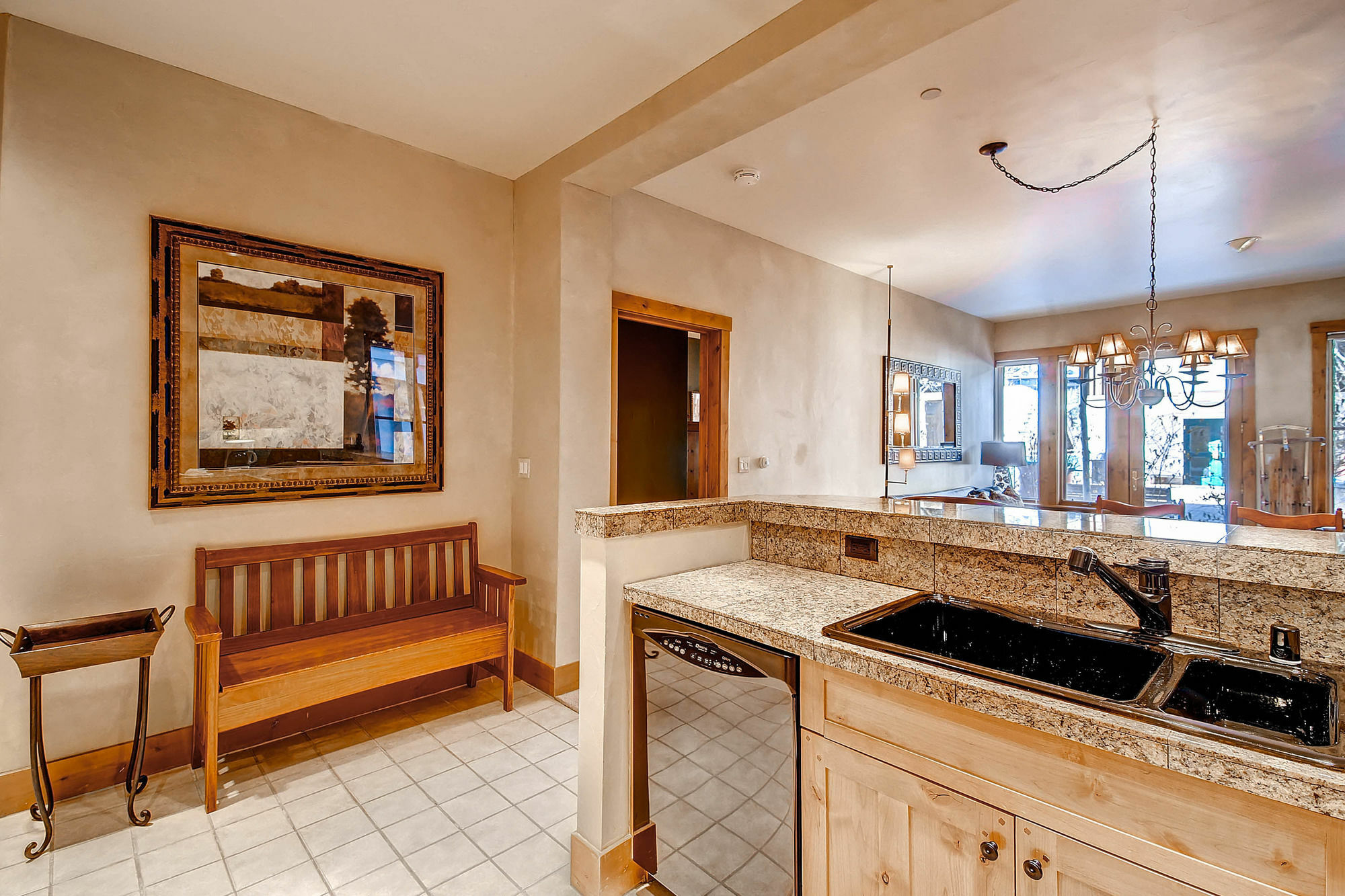 Villa Villa Montane By East West