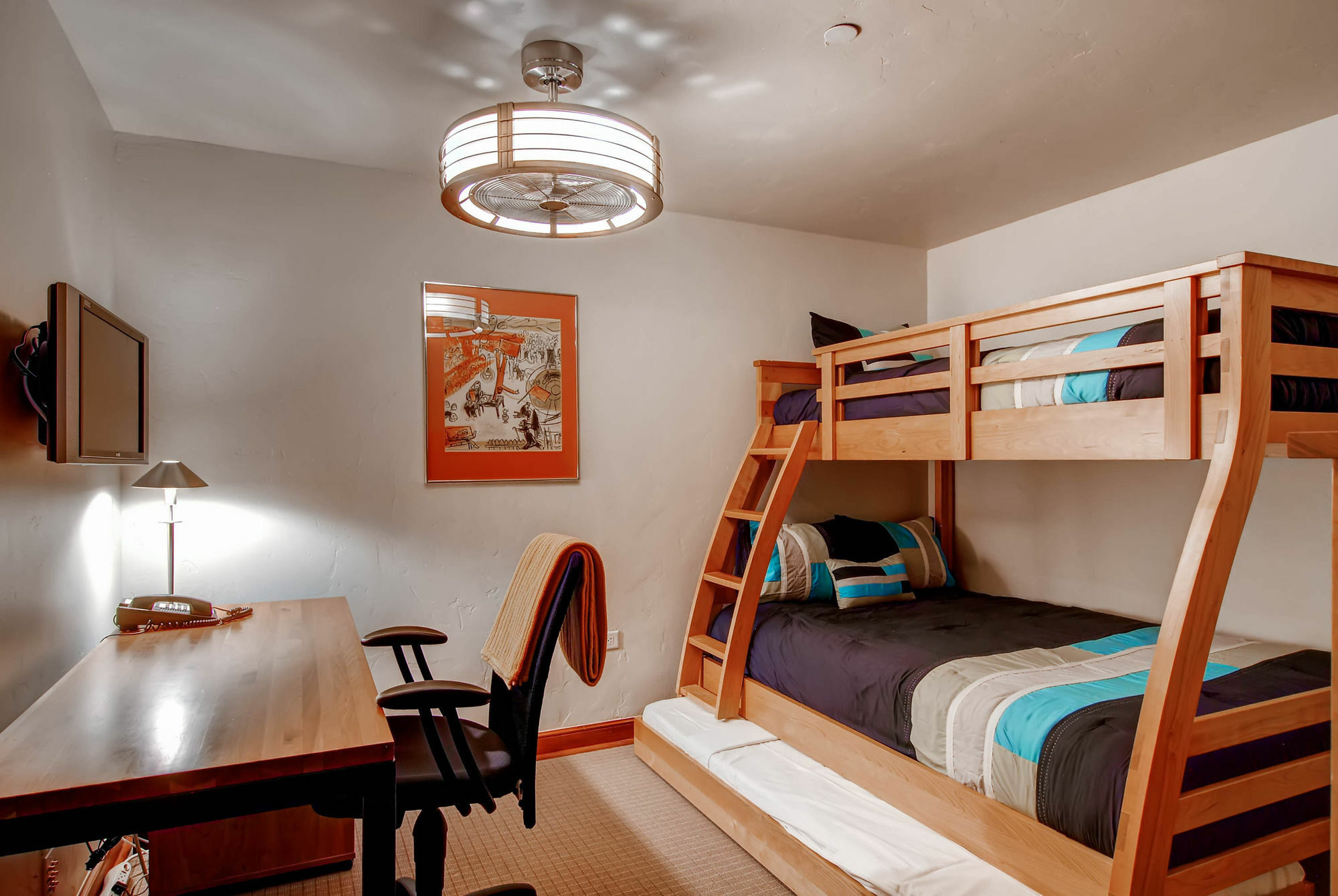 Village Ford Hall By East West Hotel 4*