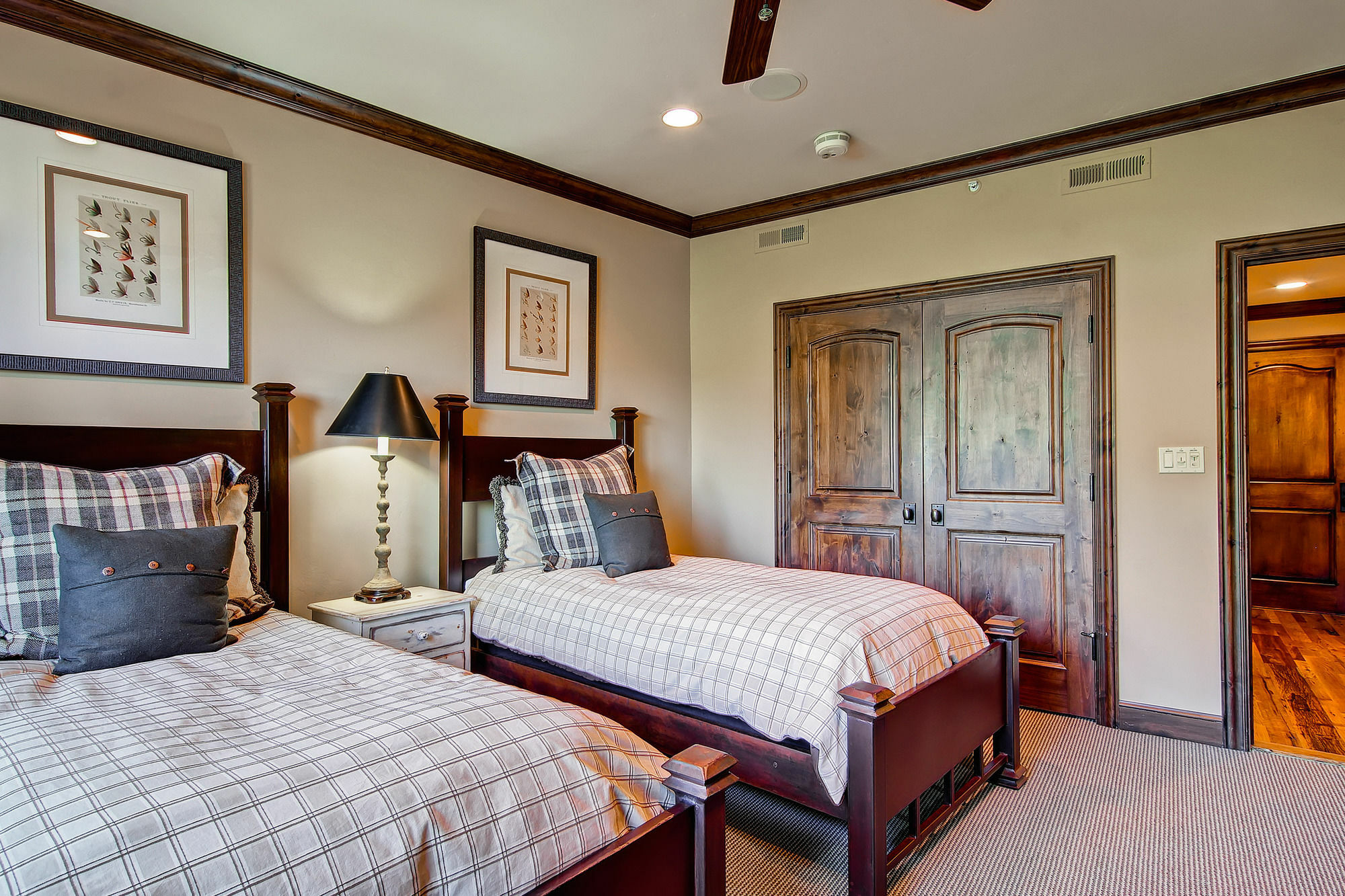 Oxford Court By East West Apartment Beaver Creek