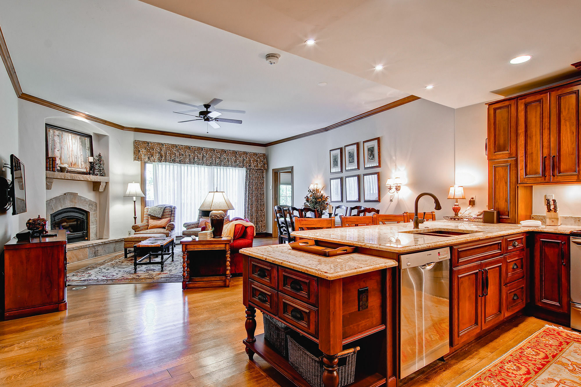 Apartment Oxford Court By East West Beaver Creek