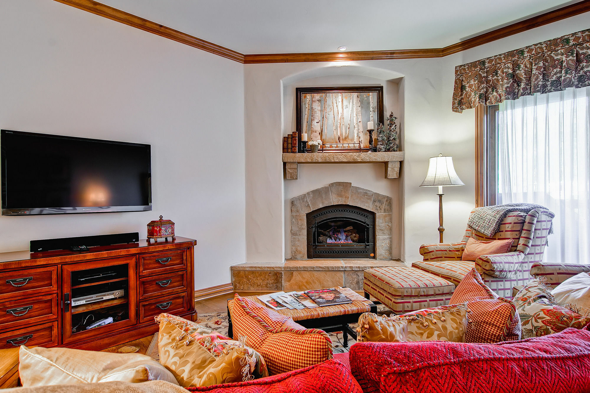 Oxford Court By East West Beaver Creek