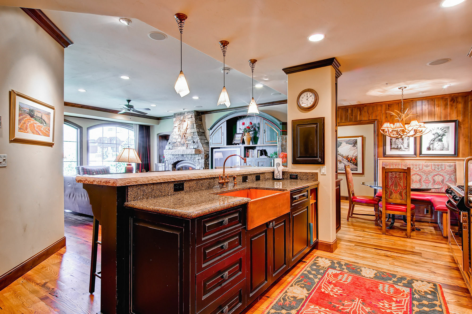 Oxford Court By East West Apartment Beaver Creek
