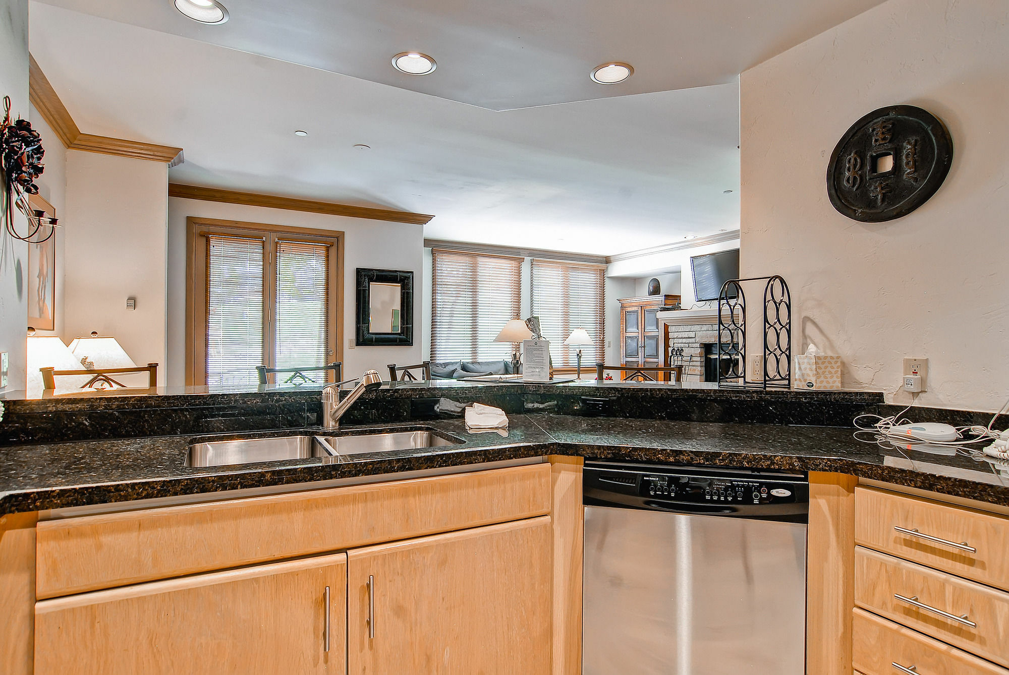 Highlands Slopeside By East West Apartment